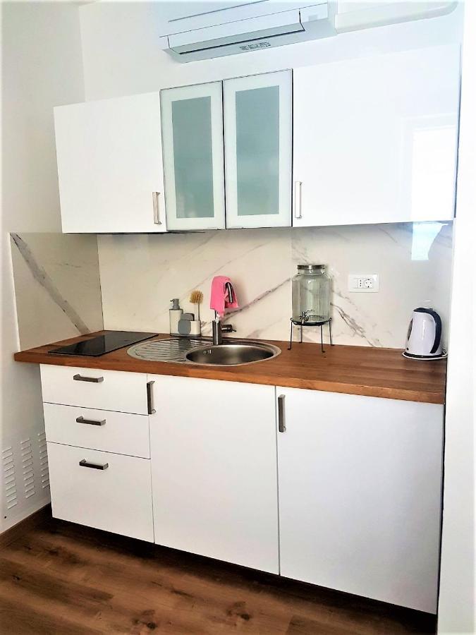 Apartma Soncek Izola Luaran gambar